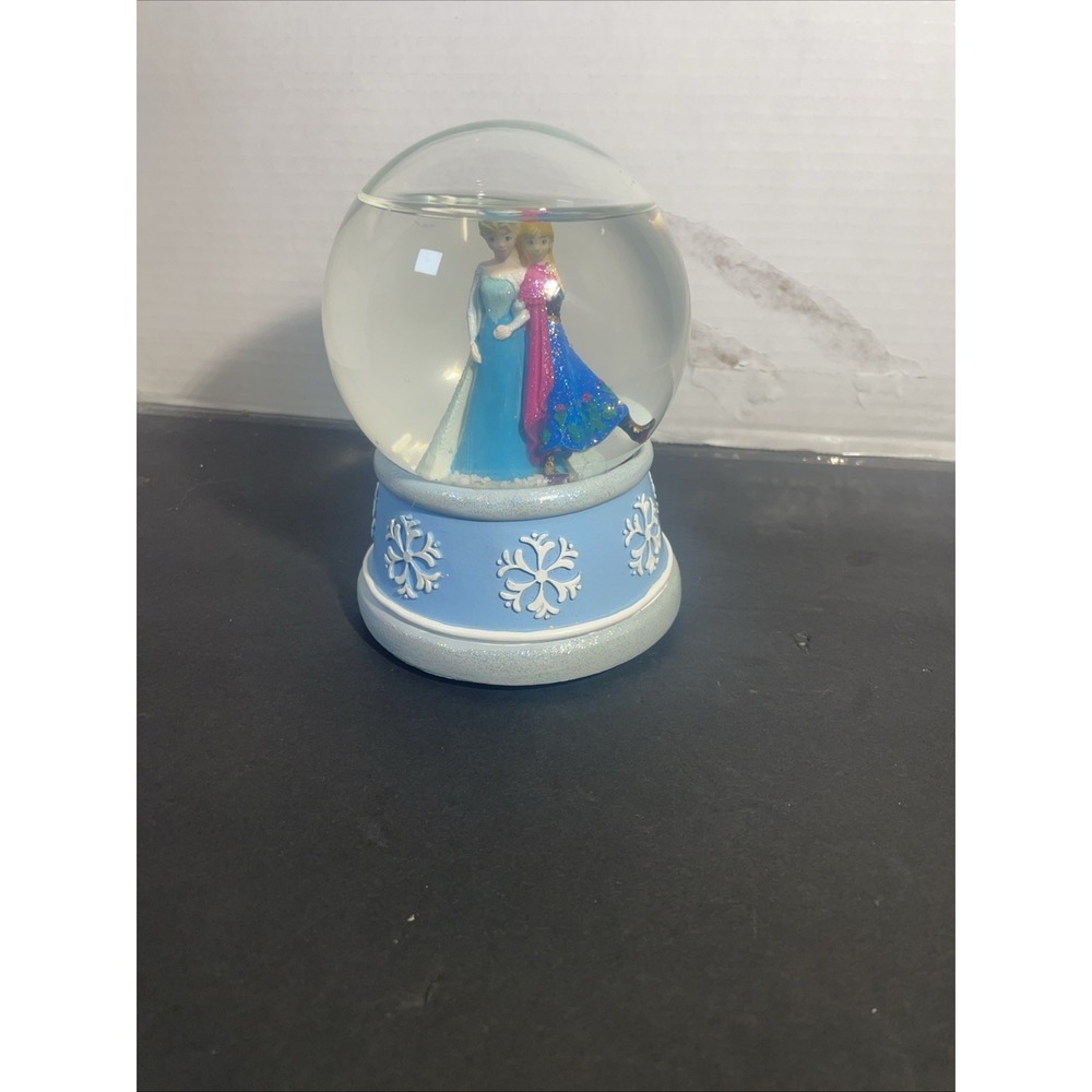 Lenox Classics Disney Frozen Elsa & Anna Musical Snow Globe Snowflake Base